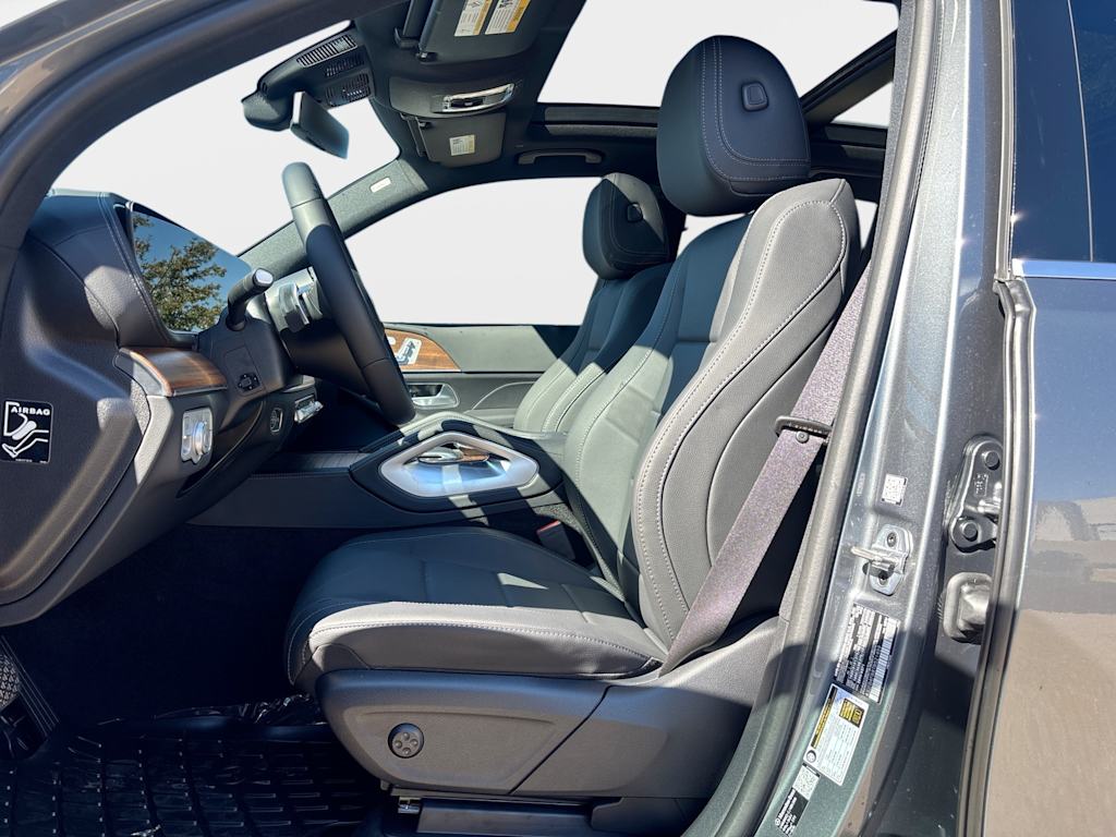 Thumbnail: 2026 Mercedes-Benz GLE - 12