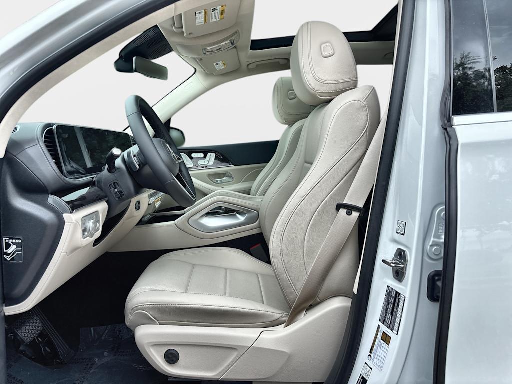 Thumbnail: 2026 Mercedes-Benz GLE - 12
