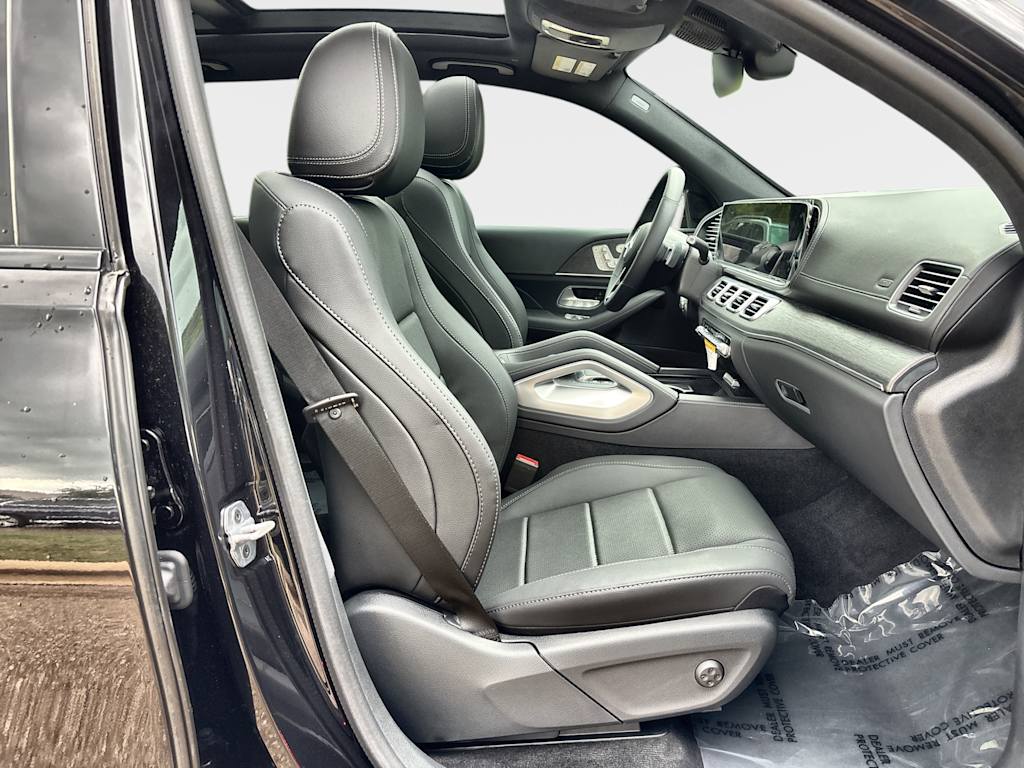 Thumbnail: 2026 Mercedes-Benz GLE - 21