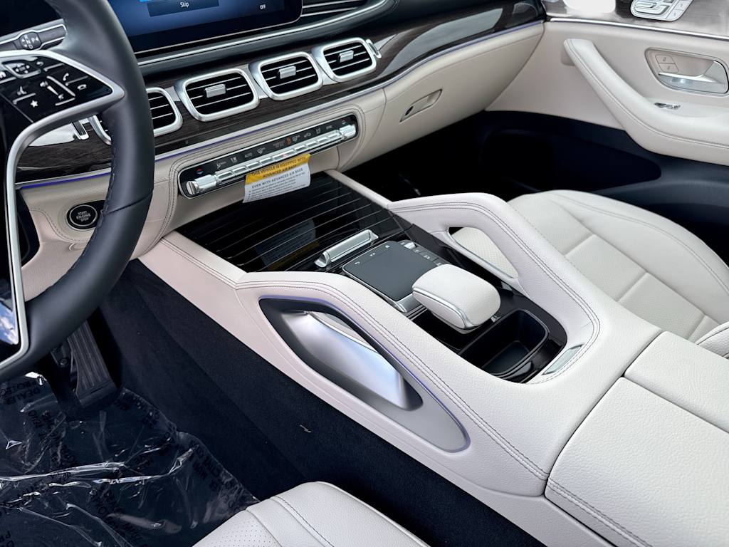 Thumbnail: 2026 Mercedes-Benz GLE - 15