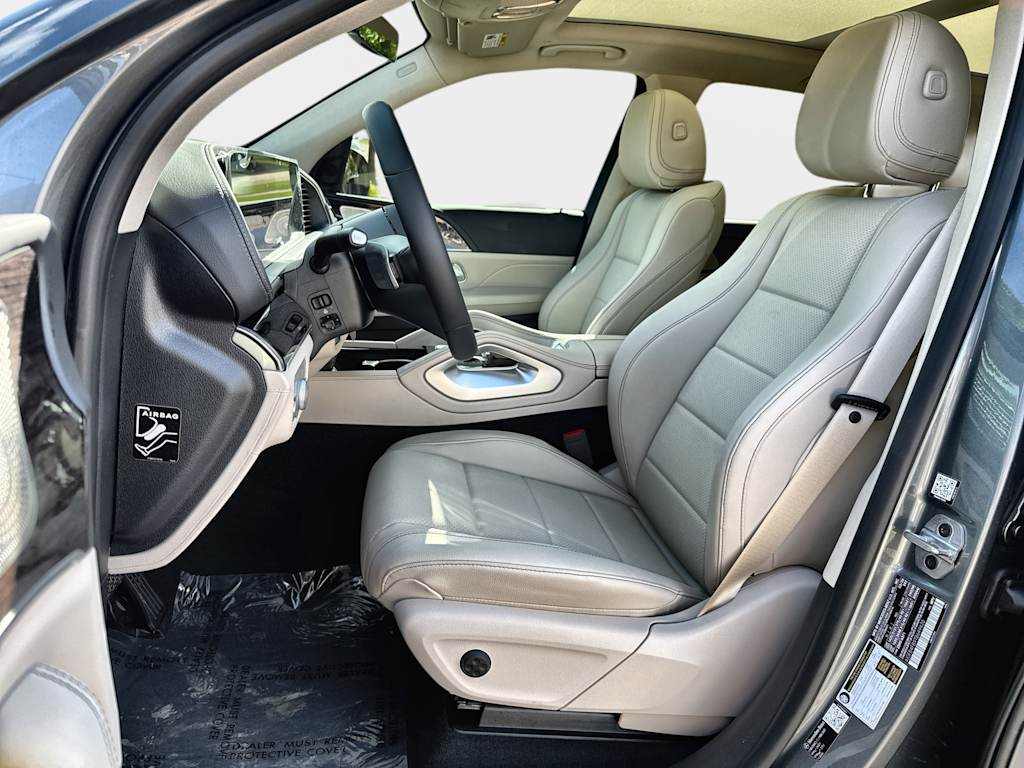 Thumbnail: 2026 Mercedes-Benz GLE - 12