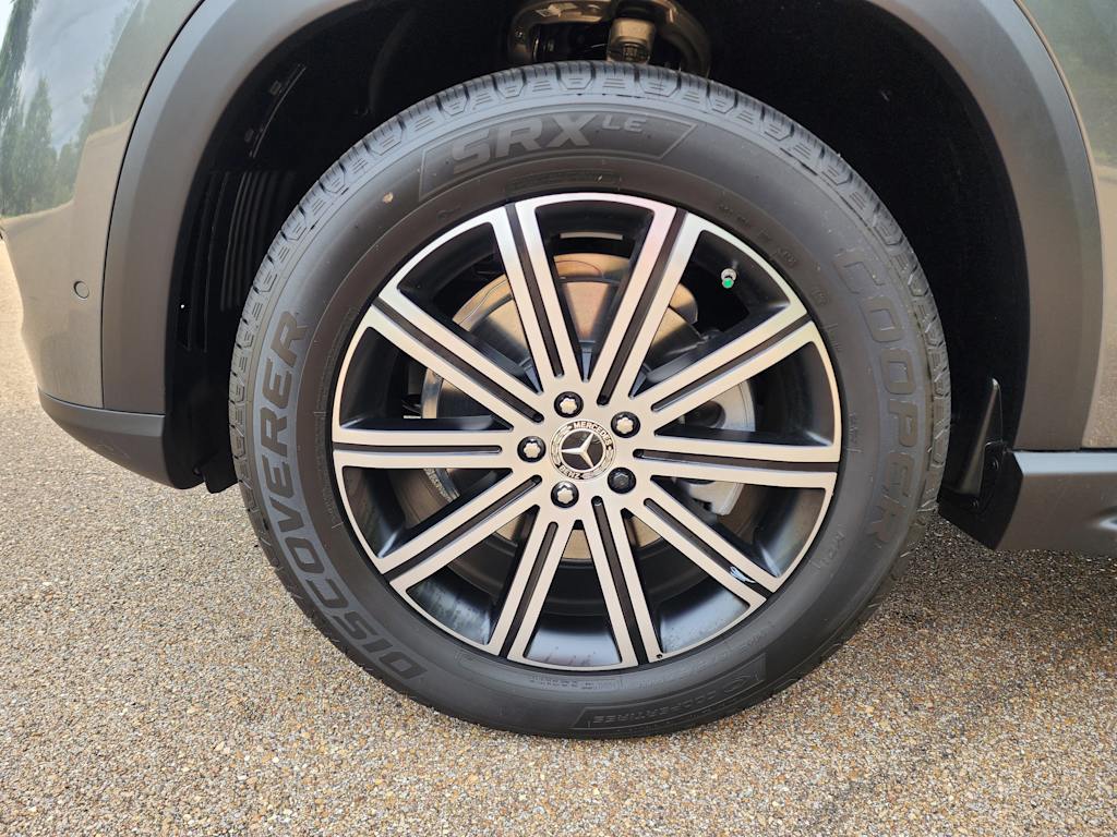 Thumbnail: 2025 Mercedes-Benz GLE - 6