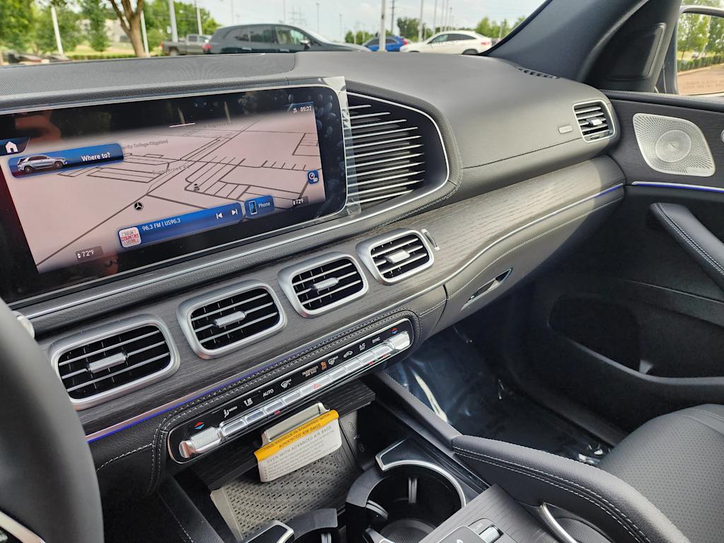 Thumbnail: 2025 Mercedes-Benz GLE - 22