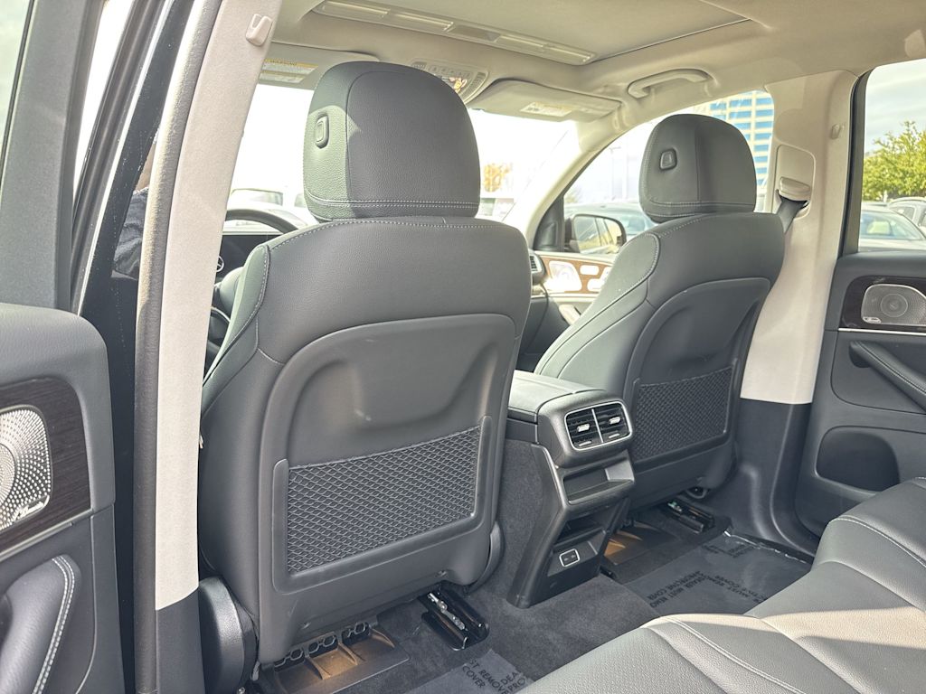 Thumbnail: 2026 Mercedes-Benz GLE - 13