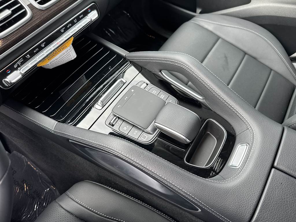 Thumbnail: 2026 Mercedes-Benz GLE - 15