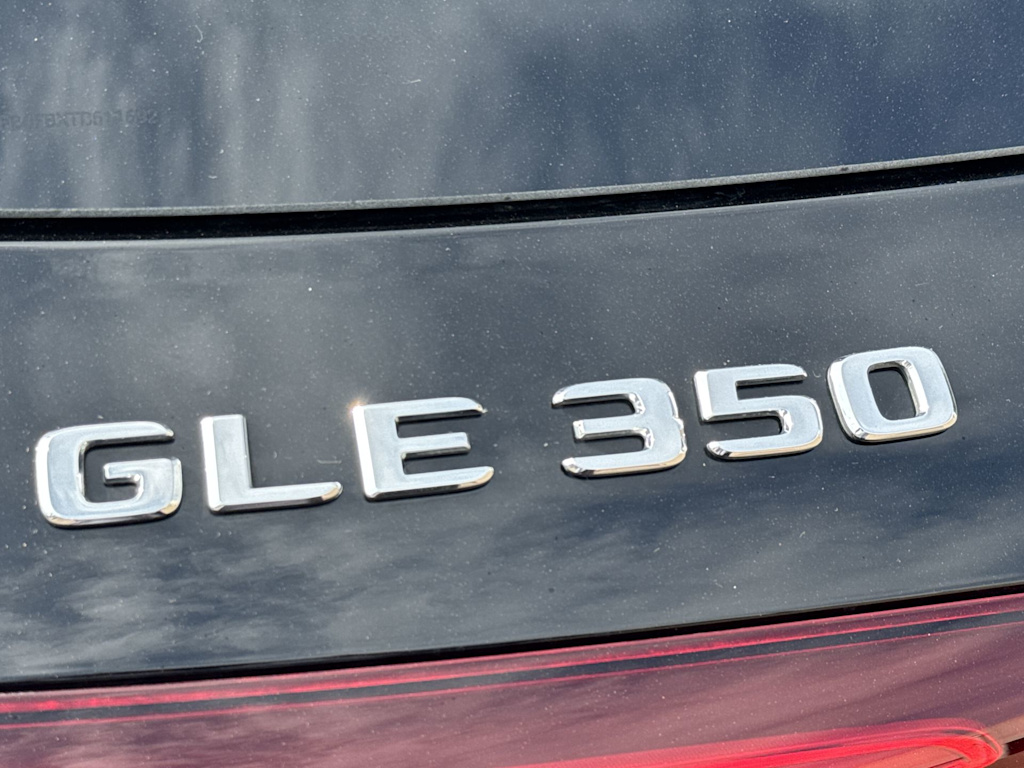 Thumbnail: 2026 Mercedes-Benz GLE - 23