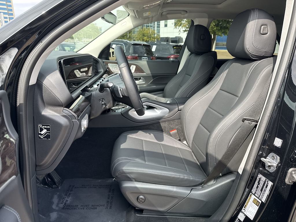 Thumbnail: 2026 Mercedes-Benz GLE - 12