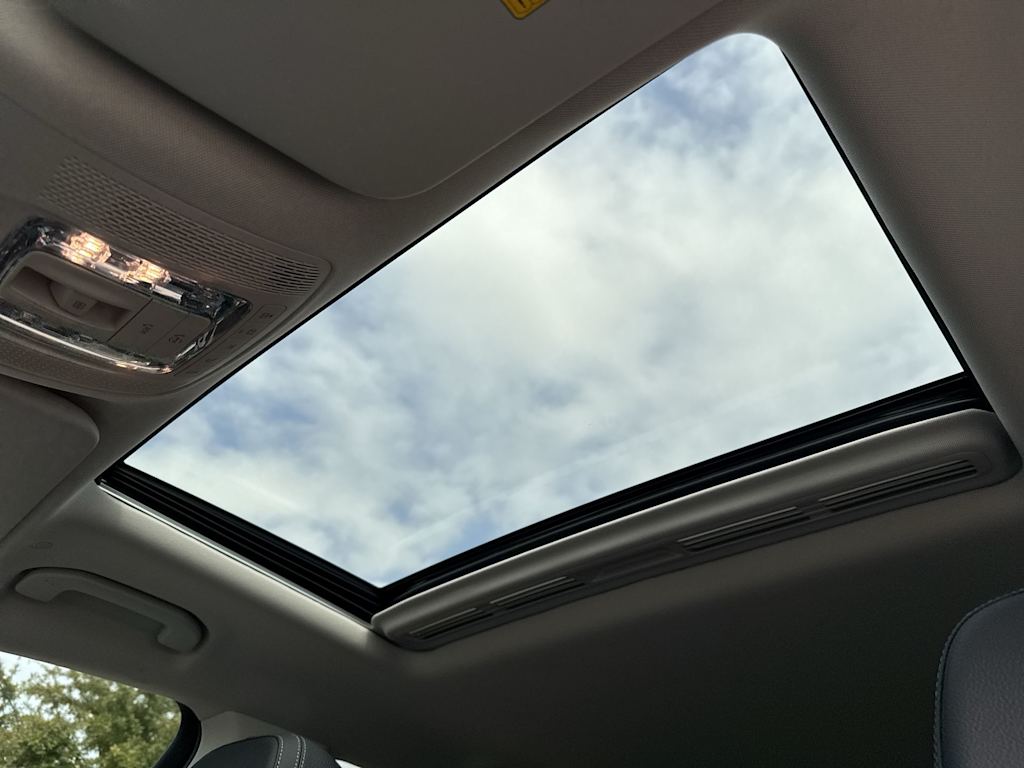 Thumbnail: 2026 Mercedes-Benz GLE - 24