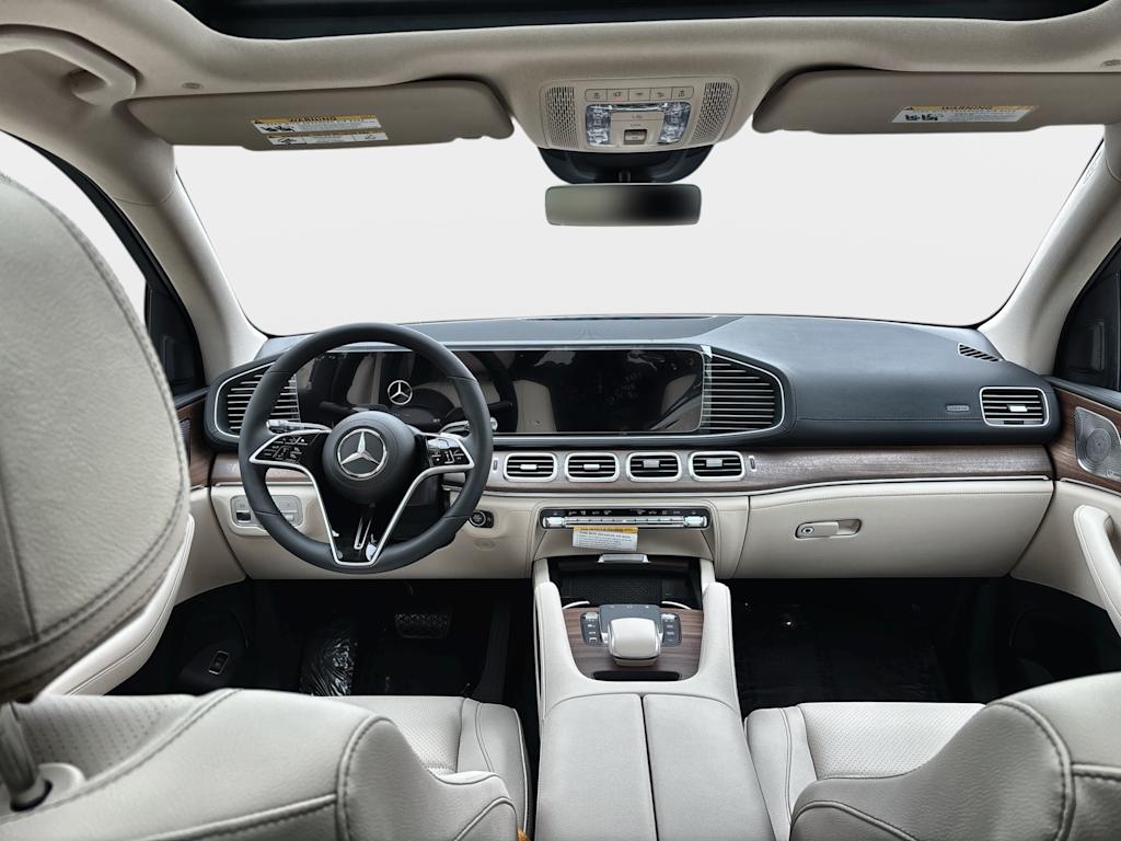 Thumbnail: 2026 Mercedes-Benz GLE - 2