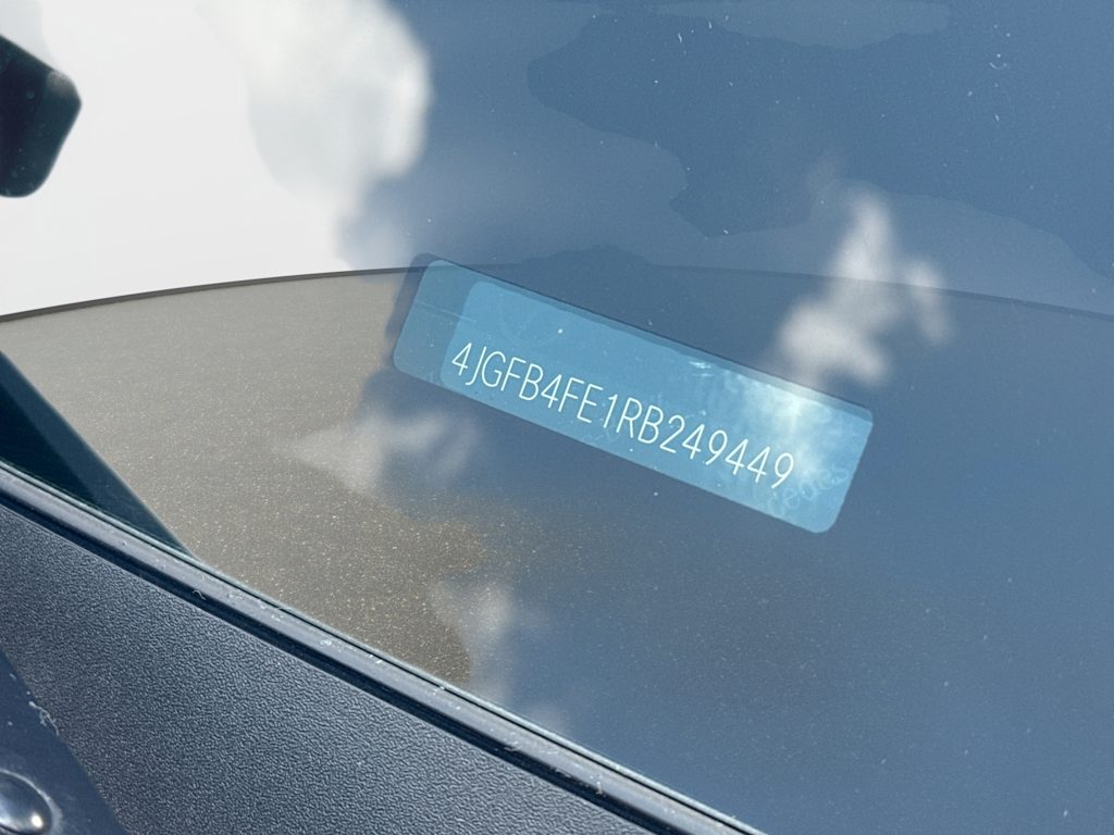 Thumbnail: 2024 Mercedes-Benz GLE - 18