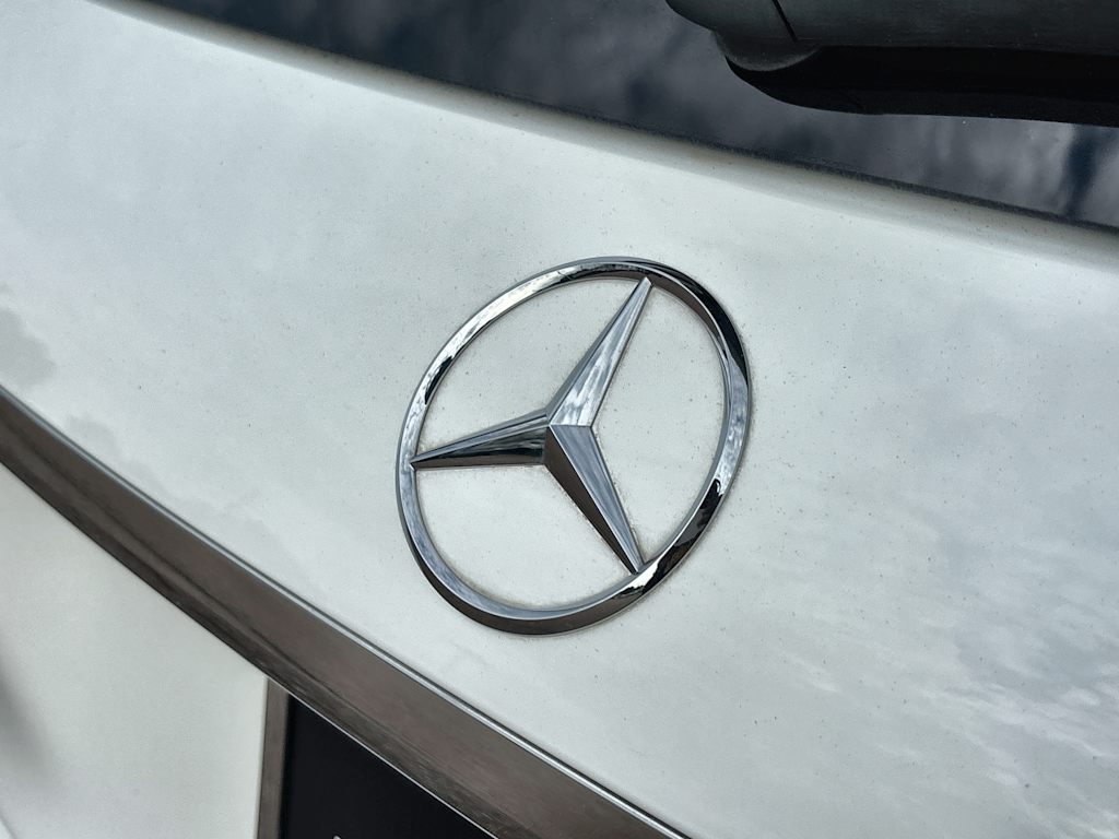 Thumbnail: 2022 Mercedes-Benz GLE - 24