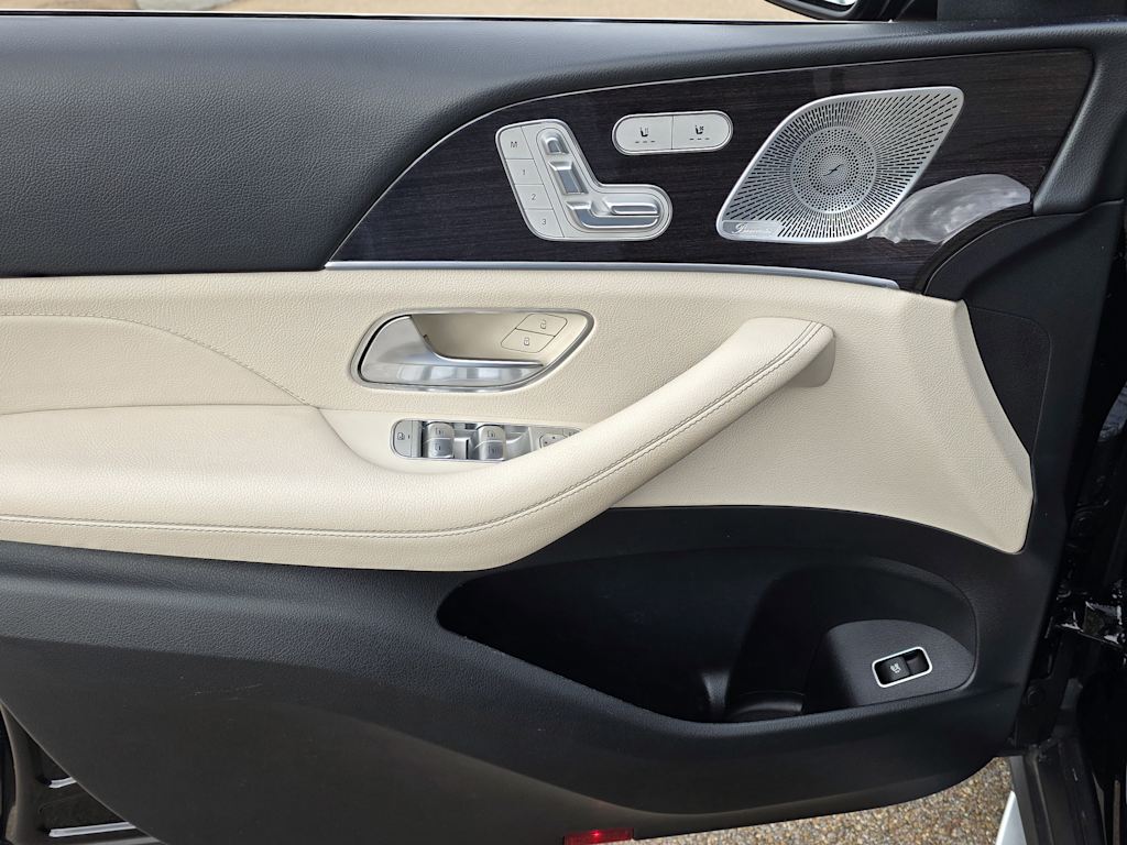 Thumbnail: 2021 Mercedes-Benz GLE - 23