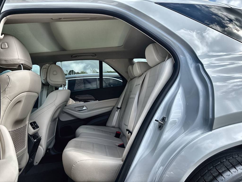 Thumbnail: 2026 Mercedes-Benz GLE - 13