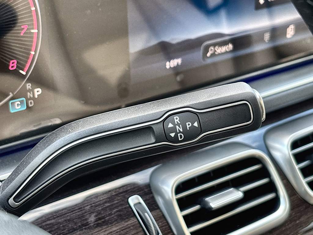 Thumbnail: 2026 Mercedes-Benz GLE - 27