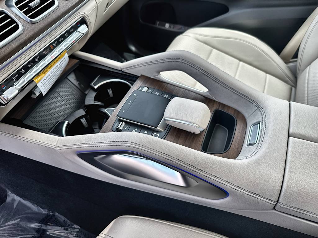 Thumbnail: 2026 Mercedes-Benz GLE - 15