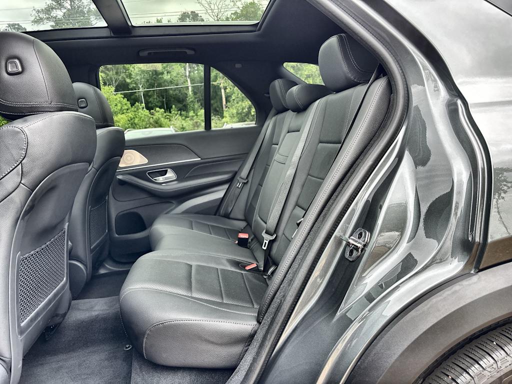 Thumbnail: 2025 Mercedes-Benz GLE - 13