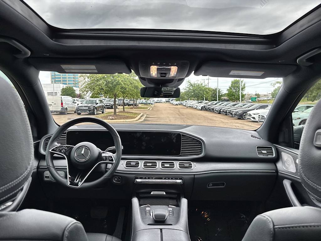 Thumbnail: 2025 Mercedes-Benz GLE - 2