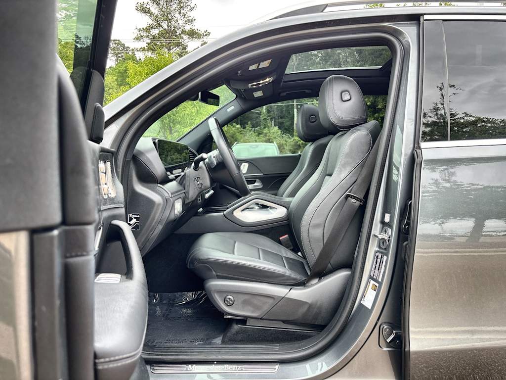 Thumbnail: 2025 Mercedes-Benz GLE - 11