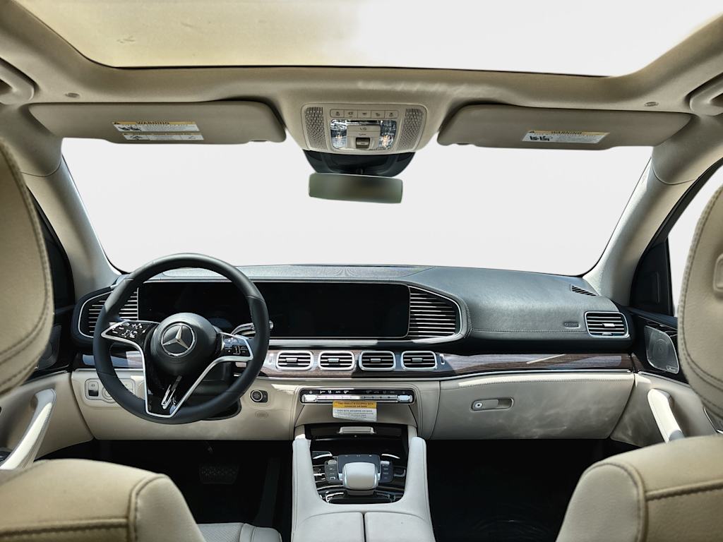 Thumbnail: 2026 Mercedes-Benz GLE - 2