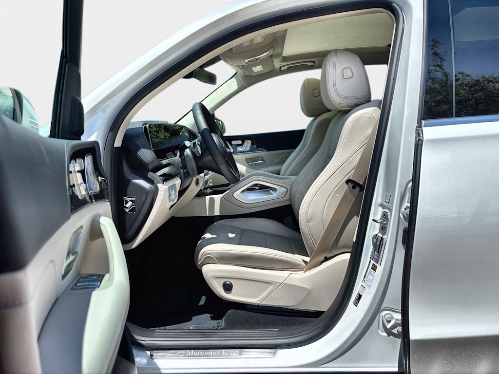 Thumbnail: 2026 Mercedes-Benz GLE - 11