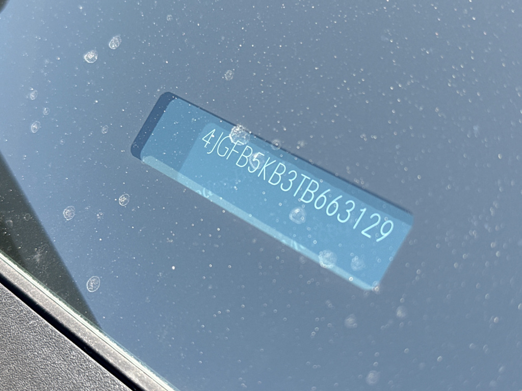 Thumbnail: 2026 Mercedes-Benz GLE - 27