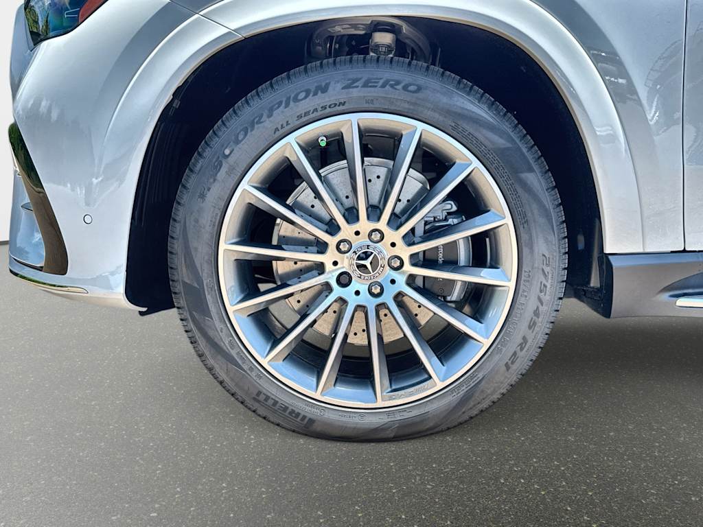 Thumbnail: 2026 Mercedes-Benz GLE - 8