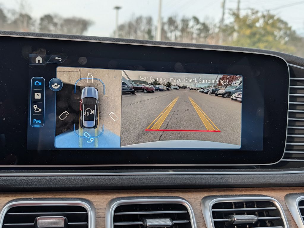 Thumbnail: 2025 Mercedes-Benz GLE - 22