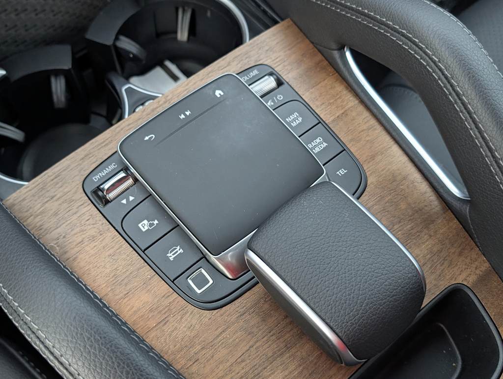 Thumbnail: 2025 Mercedes-Benz GLE - 13