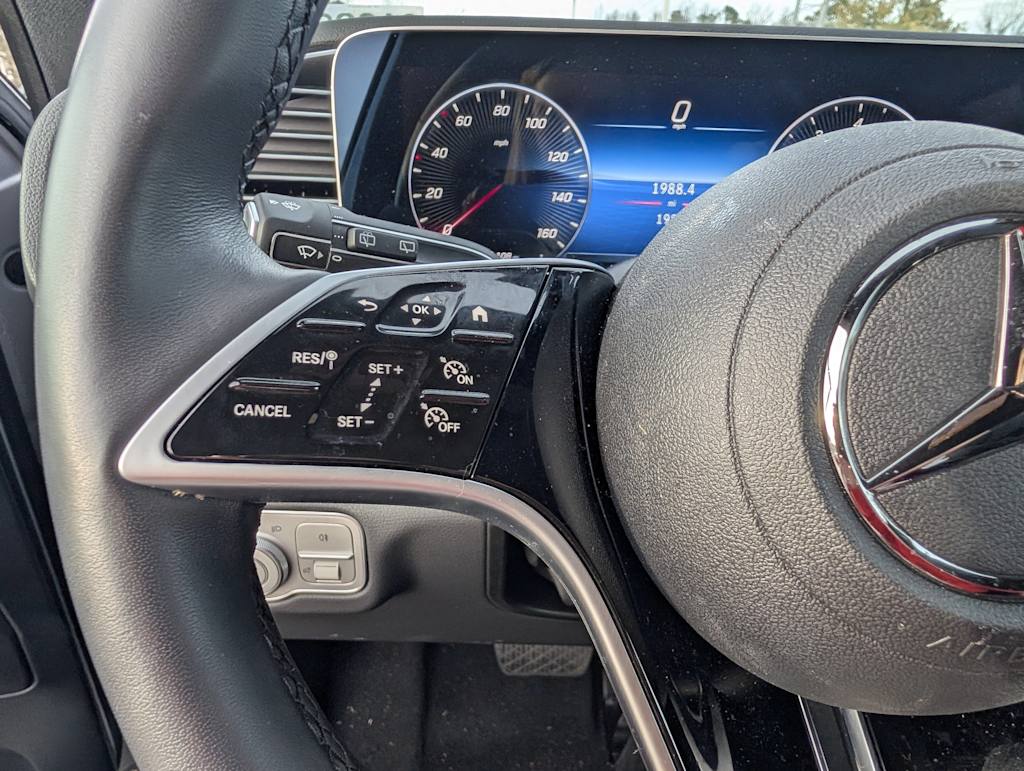 Thumbnail: 2025 Mercedes-Benz GLE - 18