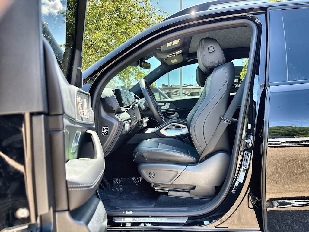 Thumbnail: 2026 Mercedes-Benz GLE - 11