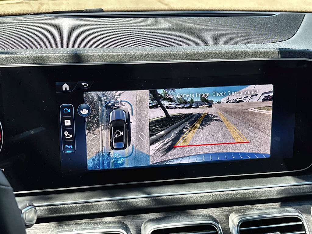 Thumbnail: 2026 Mercedes-Benz GLE - 14