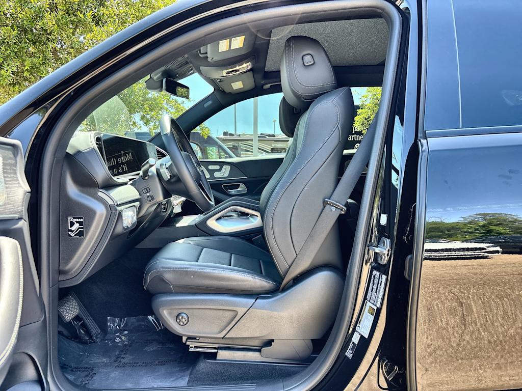 Thumbnail: 2026 Mercedes-Benz GLE - 12