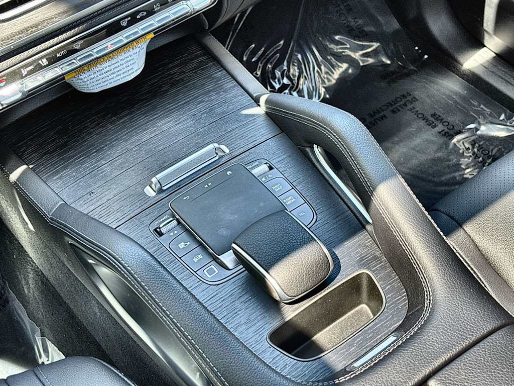 Thumbnail: 2026 Mercedes-Benz GLE - 15