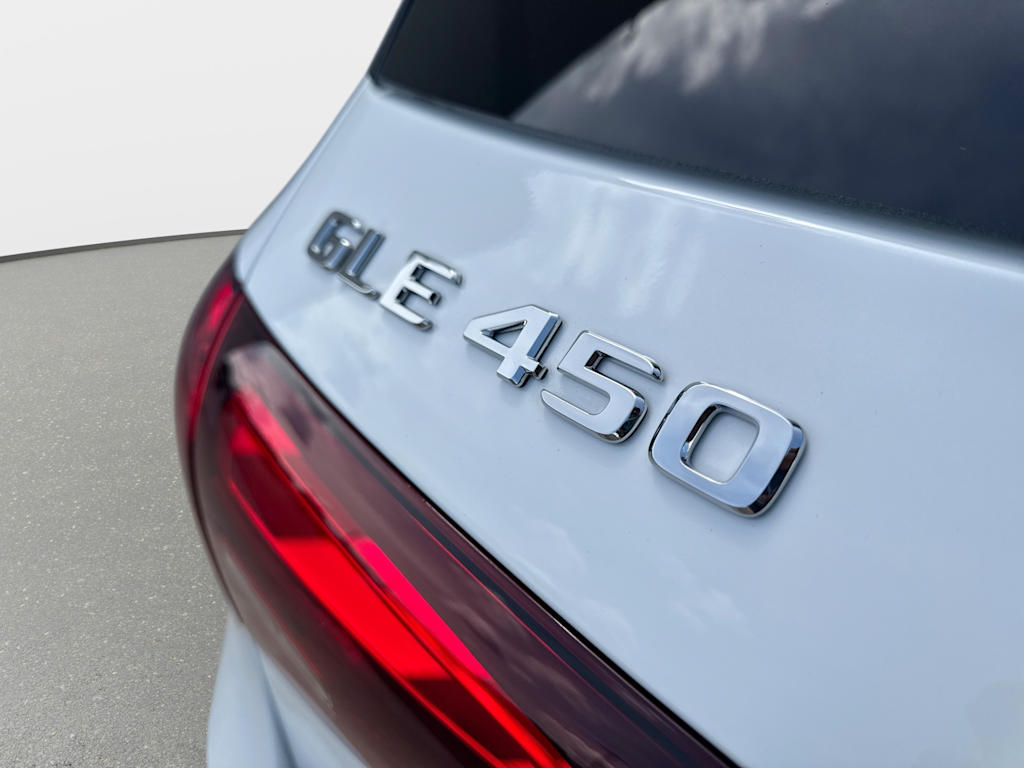Thumbnail: 2026 Mercedes-Benz GLE - 7