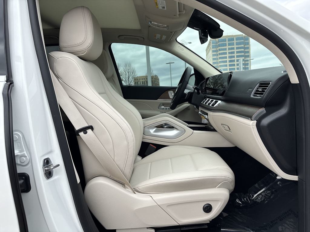 Thumbnail: 2026 Mercedes-Benz GLE - 24