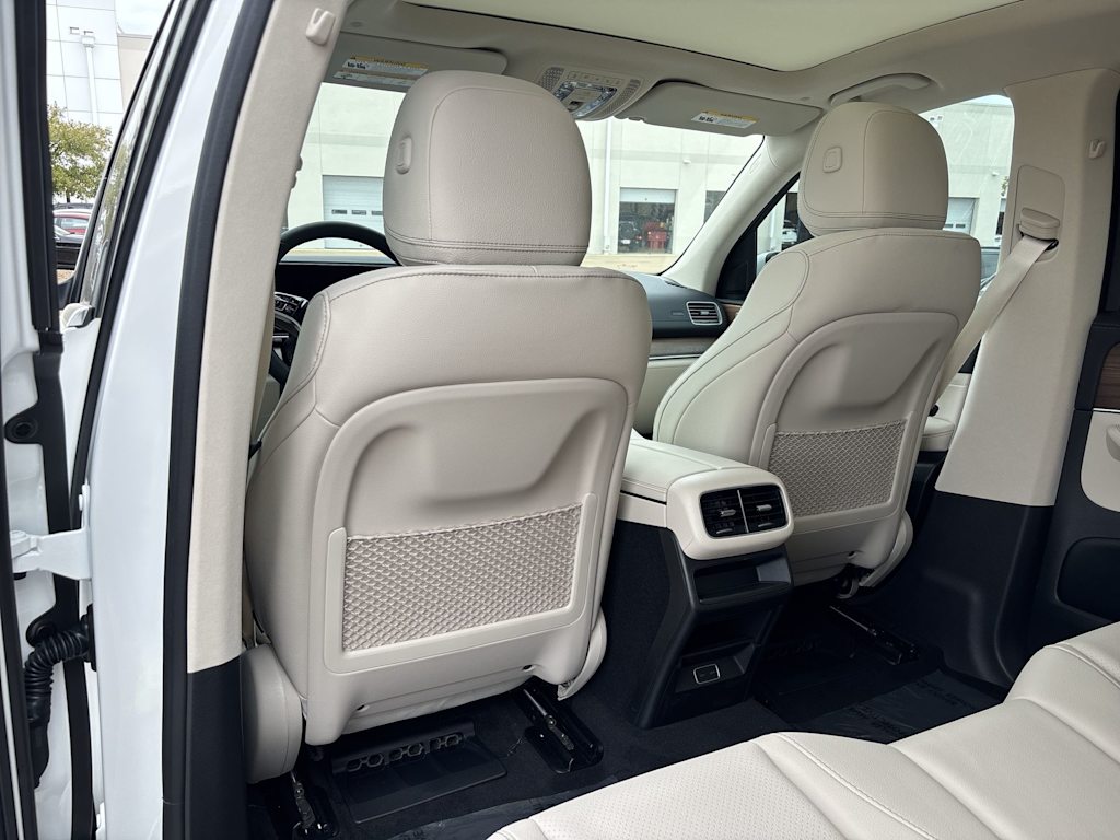 Thumbnail: 2026 Mercedes-Benz GLE - 13