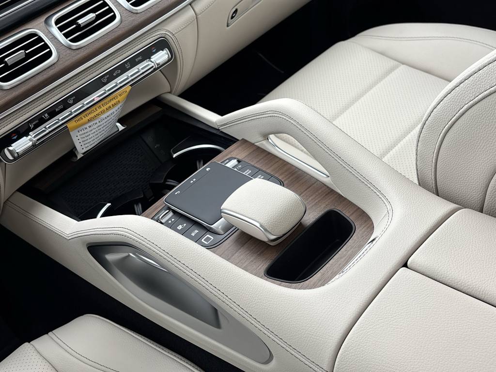 Thumbnail: 2026 Mercedes-Benz GLE - 15