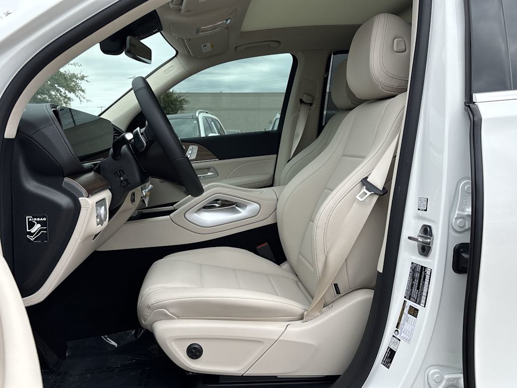 Thumbnail: 2026 Mercedes-Benz GLE - 12