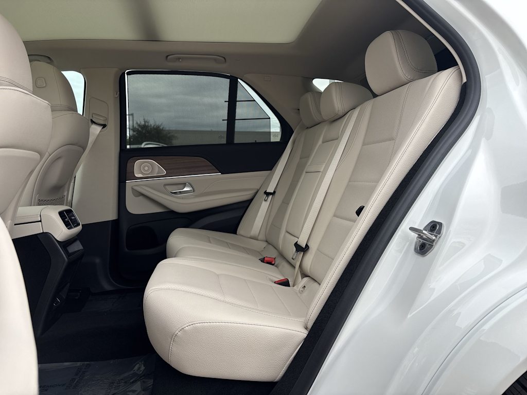 Thumbnail: 2026 Mercedes-Benz GLE - 22