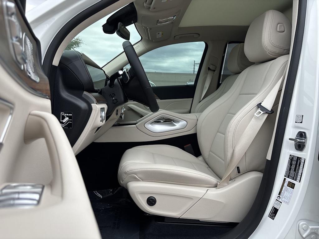 Thumbnail: 2026 Mercedes-Benz GLE - 11