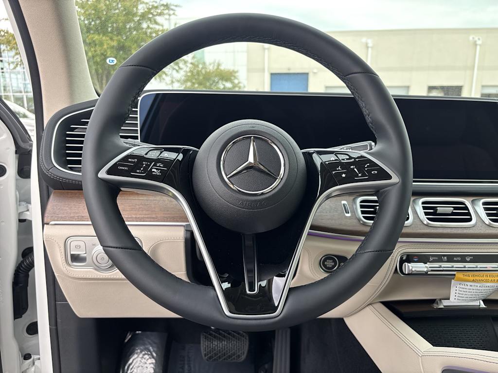 Thumbnail: 2026 Mercedes-Benz GLE - 10