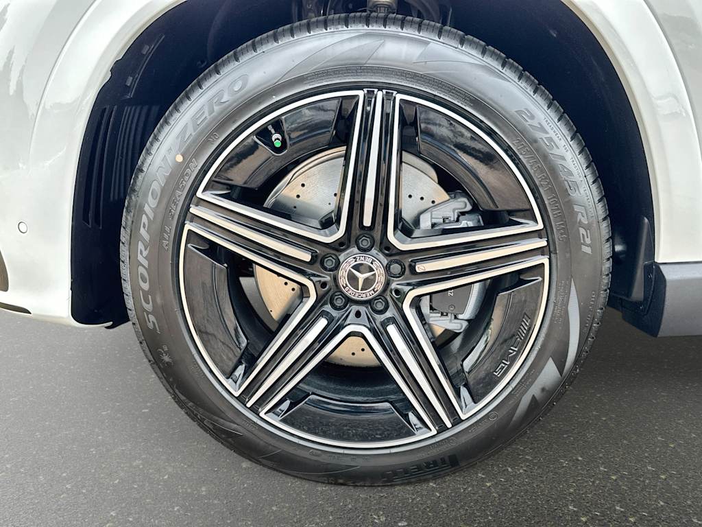 Thumbnail: 2026 Mercedes-Benz GLE - 8