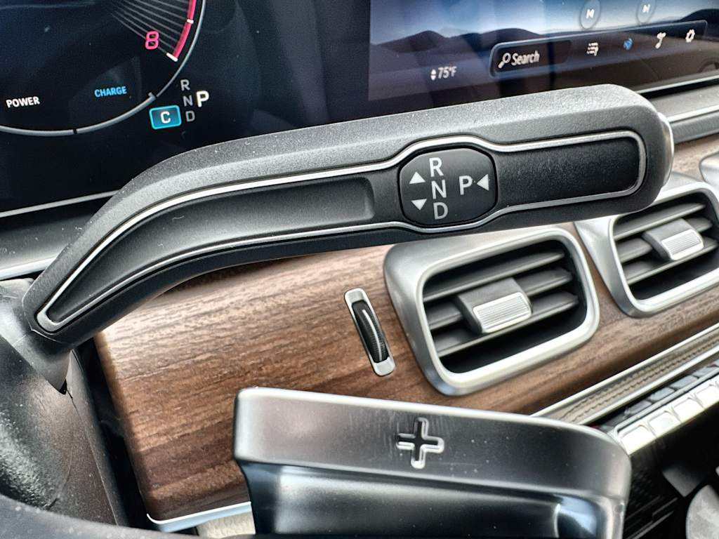 Thumbnail: 2026 Mercedes-Benz GLE - 27