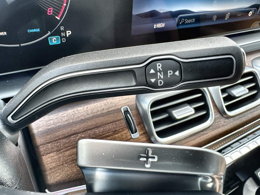 Thumbnail: 2026 Mercedes-Benz GLE - 27
