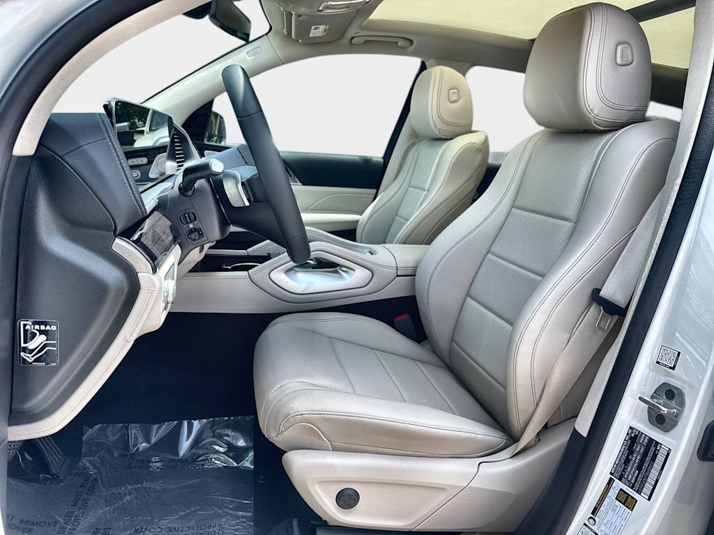 Thumbnail: 2026 Mercedes-Benz GLE - 12
