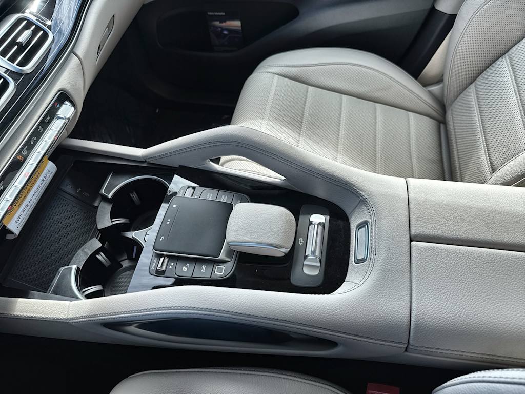 Thumbnail: 2026 Mercedes-Benz GLE - 15