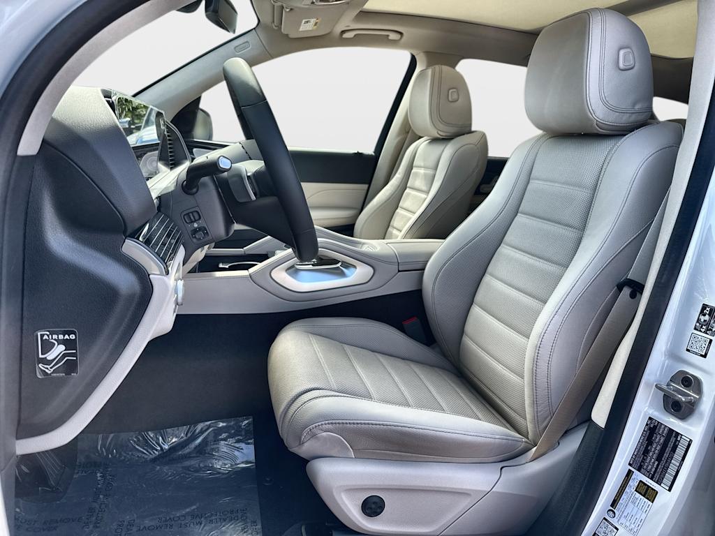 Thumbnail: 2026 Mercedes-Benz GLE - 12