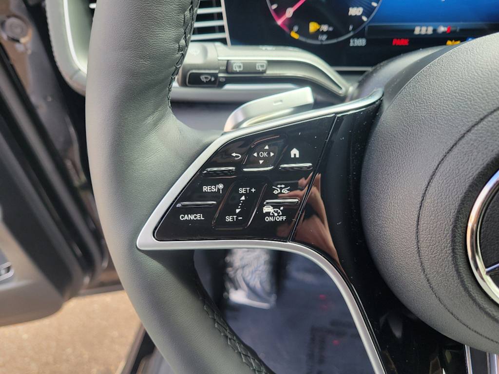 Thumbnail: 2025 Mercedes-Benz GLE - 23