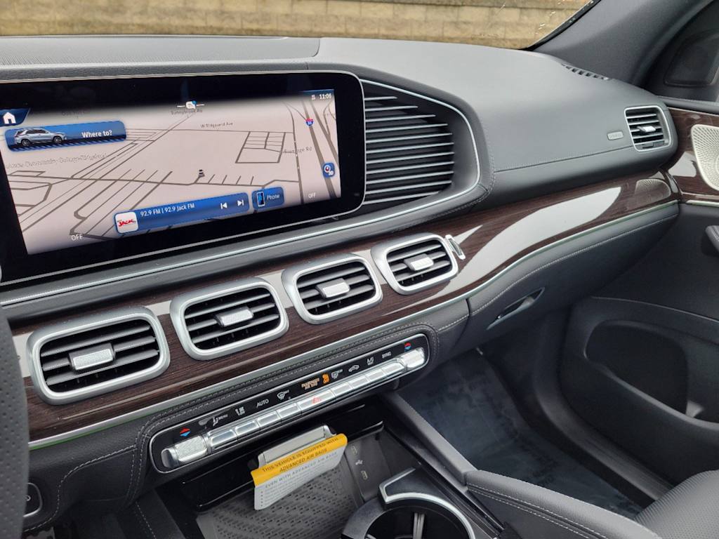 Thumbnail: 2025 Mercedes-Benz GLE - 21