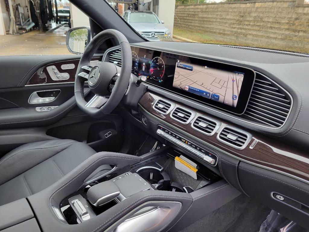 Thumbnail: 2025 Mercedes-Benz GLE - 11